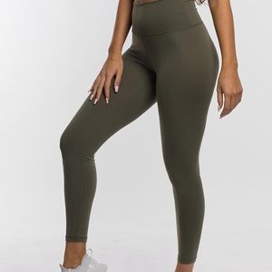 ECHT Scrunch Leggings Dusty Olive
